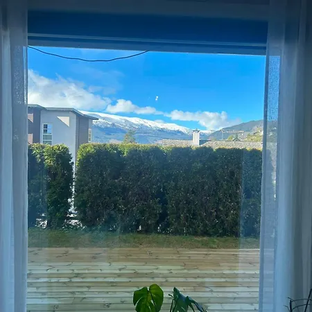 Apartman Elegant - Free Parking - Near Centerum