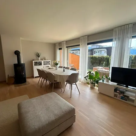 Elegant - Free Parking - Near Centerum Apartment Voss