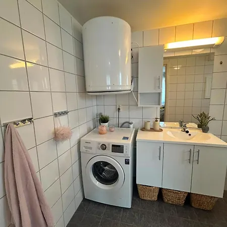 Elegant - Free Parking - Near Centerum Apartment Voss